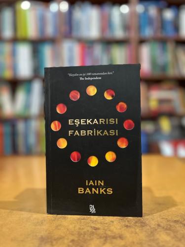 Eşekarısı Fabrikası Iain M. Banks